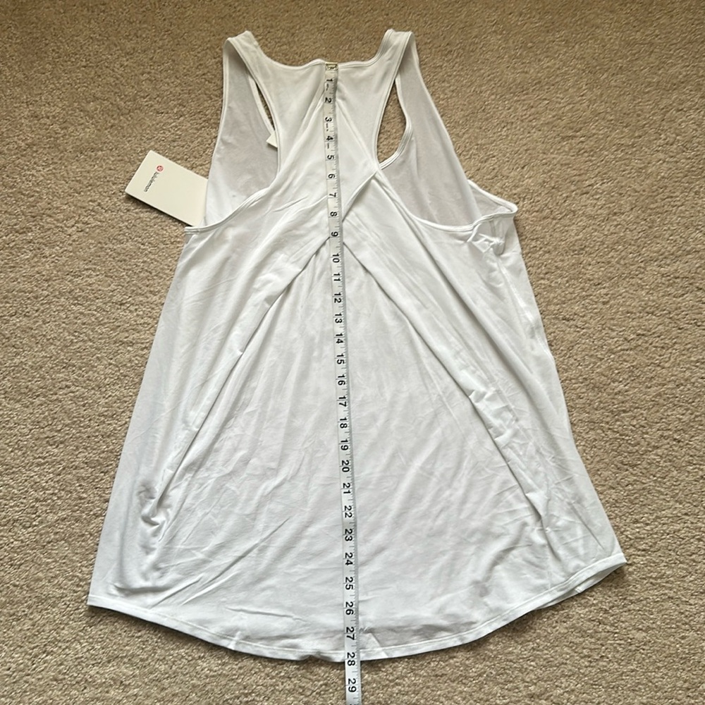 Lululemon Essential Tank Pleated Size 12 - Picture 5 of 9